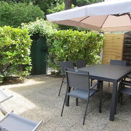 Les Cigales Rez De Jardin A 10mn Des Belles Plages *