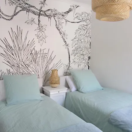 Apartment Les Cigales Rez De Jardin A 10mn Des Belles Plages